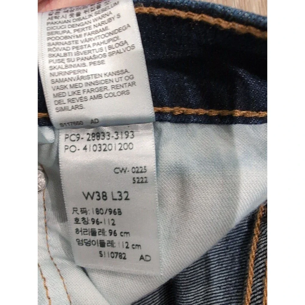 Levis levi 512